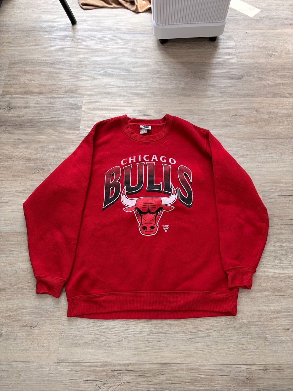 Modern NBA Chicago bulls crewneck
